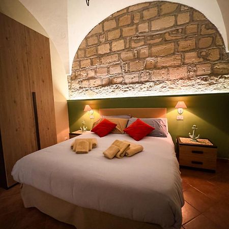 Holiday Bruno Трапани Экстерьер фото